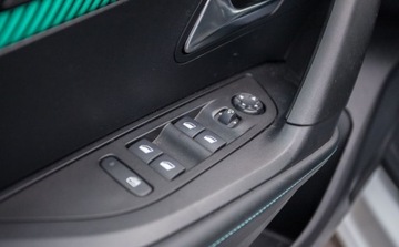 Peugeot 2008 II SUV 1.5 BlueHDi 130KM 2022 Peugeot 2008 1.5 BlueHDi Allure Pack SS EAT8 SalonPL FVat Od Reki Gwarancja, zdjęcie 26