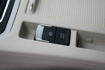 Volkswagen Passat B8 Variant 2.0 TDI BlueMotion SCR 150KM 2017 Volkswagen Passat Salon Polska I właściciel, zdjęcie 24