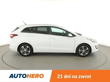 Hyundai i30 II Wagon Facelifting 1.4 MPI 100KM 2016 Hyundai i30 klimatyzacja multifunkcja grzane, zdjęcie 8