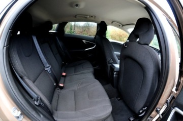 Volvo V40 II Hatchback 1.6 D2 115KM 2014 Volvo V40 1,6 HDi 115Km Automat Ledy Digital Navi, zdjęcie 17