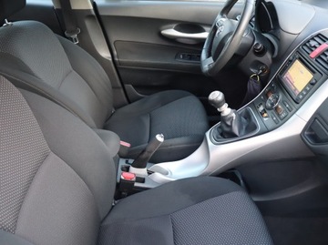 Toyota Auris I Hatchback 5d Facelifting 1.6 Valvematic 132KM 2012 Toyota Auris 1.6 Valvematic, Salon Polska, Navi, zdjęcie 8