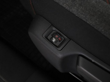 Citroen C3 III Hatchback 1.2 PureTech 82KM 2017 Citroen C3 Shine grzane fotele PDC LED tempomat, zdjęcie 35