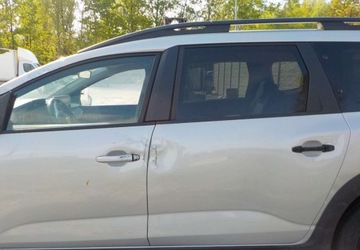 Dacia Jogger 1.0 TCe 110KM 2023 Dacia Jogger Okazja Benzyna 110KM, zdjęcie 6