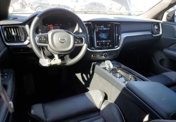 Volvo S60 III 2024 Volvo S60 Auta z USA - Zapytaj o wiecej ofert 2.5 Benzyna 254KM, zdjęcie 5