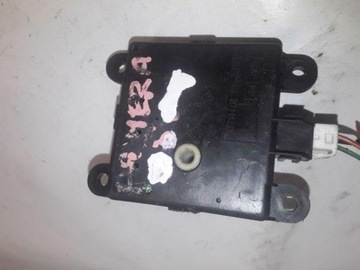 3027030840 VENTILY ŘÍDÍCÍ RADIÁTOR 1.3 16V 46 1999 MAZDA DEMIO (DW)