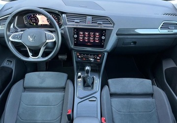 Volkswagen Tiguan II SUV Plug-in 1.4 TSI e-HYBRID 245KM 2022 Volkswagen Tiguan eHybrid Elegance Pakiety, GTE, Masaze, Matrix, ACC, Dig, zdjęcie 3
