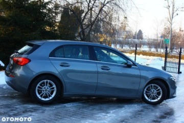 Mercedes Klasa A W177/V177 Hatchback 1.3 160 109KM 2020 Mercedes-Benz Klasa A Mercedes-Benz Klasa A 160 Style 1.3 Benzyna 109KM, zdjęcie 11