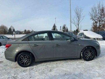 Chevrolet Cruze Sedan 2.0 TD 150KM 2010 Chevrolet Cruze Chevrolet Cruze 2,0 Diesel Zadbany Zamiana 2.0 Diesel 150KM, zdjęcie 14