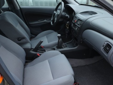 Nissan Almera II Sedan 1.5 dCi 82KM 2005 Nissan Almera 1.5 dCi, Salon Polska, Klima, zdjęcie 8