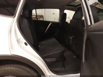 Toyota RAV4 V 2018 Toyota RAV4 2018 TOYOTA RAV4 HYBRID XLE 2.5 Hybryda 150KM, zdjęcie 9