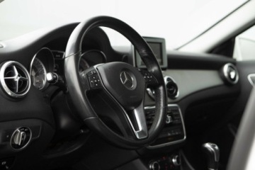 Mercedes GLA I Off-roader 1.6 200 156KM 2014 Mercedes-Benz GLA 1.6 Benzyna 156KM, zdjęcie 17