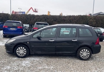 Peugeot 307 II Kombi 1.6 HDi 16V 109KM 2005 Peugeot 307 7 osobowy 1.6 Diesel 109KM, zdjęcie 2