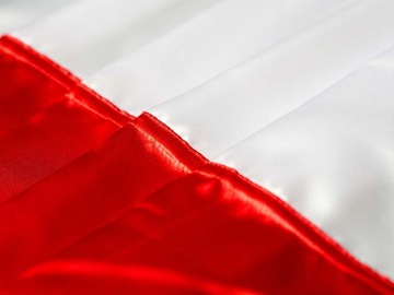Flaga Polski Biało-Czerwona 150x92 na Drzewiec