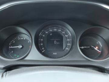 Renault Megane IV Grandtour 1.2 Energy TCe 100KM 2017 Renault Megane 1.2 TCe, Klima, Tempomat, zdjęcie 10