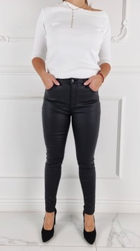 # Классические брюки с изолированным изолированным