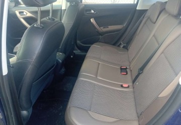 Peugeot 2008 I 2013 Peugeot 2008 Peugeot 2008 1.6 e-HDi Active SampS 1.6 Diesel 92KM, zdjęcie 11