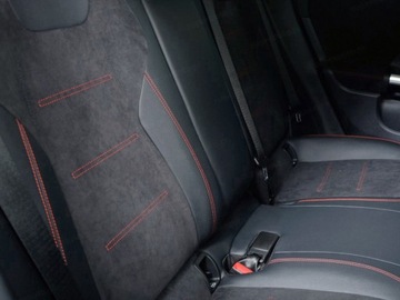 Mercedes GLA II Off-roader Facelifting 2.0 220 190KM 2025 MERCEDES-BENZ GLA 220 4-Matic AMG Line 2.0 (190KM) 2025, zdjęcie 12