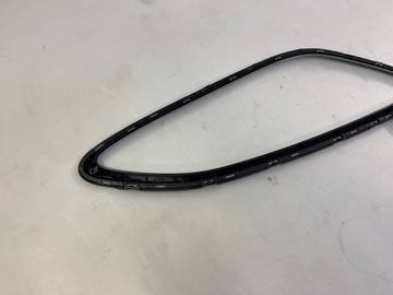 HYUNDAI TUCSON 4 IV LEVÝ RÁMEČEK VRSTVA KAPSY STŘEDNÍ 84695-N7103