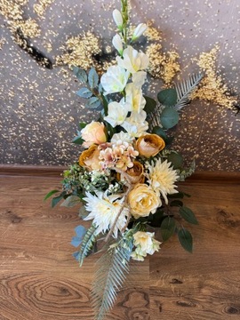 СОСТАВ букет КРЕМОВЫЙ НАБОР для могилы кладбище СЕРДЦЕ