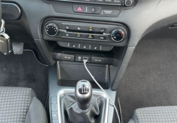 Kia Ceed III Hatchback 1.4 DOHC 100KM 2019 Kia Ceed 2szt 1.4 100KM Android Kamera Led Bezwypadkowy Dla wymagajacy, zdjęcie 17