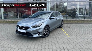 Kia Ceed III Hatchback Facelifting  1.5 T-GDI 160KM 2023 Kia Ceed 1.5 T-GDI ( 160 KM) Business line 7 dct, zdjęcie 3