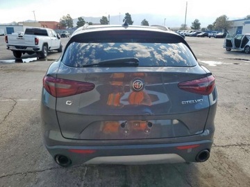 Alfa Romeo Stelvio SUV 2.0 Turbo 280KM 2018 Alfa Romeo Stelvio Sport 2018 2.0l 2.0 Benzyna 280KM, zdjęcie 2