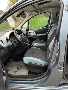Citroen Berlingo II Combi 1.6 VTI 120KM 2012 Citroen Berlingo klima, zdjęcie 9