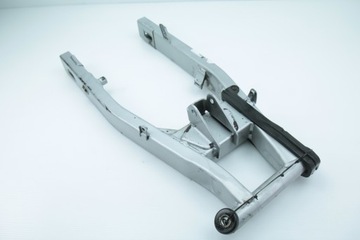 HONDA VARADERO 125 01-06 WAHACZ TYŁ