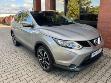 Nissan Qashqai II Crossover 1.2 DIG-T 115KM 2017 Nissan Qashqai 1.2 benzyna 115 KM 6 biegow panorama skora zarej w PL, zdjęcie 1