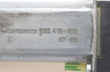 VOLVO V70 2007 RHD PŘEDNÍ PRAVÝ MOTOR REGULACE SEDAČKY 0390203219
