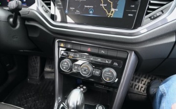 Volkswagen T-Roc I SUV 2.0 TDI 150KM 2021 Volkswagen T-Roc 2,0 TDI 150 KM DSG Nawigacja Kamera DIGITAL FULL UNITED, zdjęcie 28