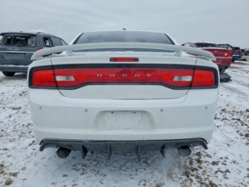 Dodge Charger V 2013 Dodge Charger SRT-8 2013 6.4 Benzyna 470KM, zdjęcie 2
