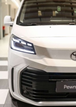 Toyota 2024 Toyota Proace Verso Verso 2.0 D4-D Long Business 2.0 Diesel 144KM, zdjęcie 12