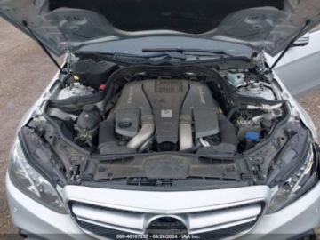 Mercedes Klasa E W212 2014 Mercedes-Benz Klasa E 63 amg, 2014r., 4x4, 5.5L V8 5.5 Benzyna 550KM, zdjęcie 9