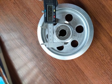 алюминиевый шкив с 2 ремнями