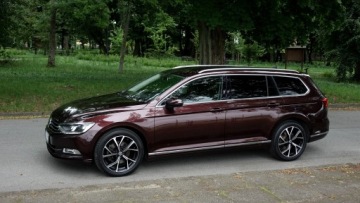 Volkswagen Passat B8 Variant 2.0 TDI 150KM 2015 .. 3 strefowy klimatronik .. Lampy Full Led .. Grzane Fotele PRZÓD i Tył, zdjęcie 25