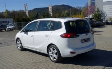Opel Zafira C Tourer 1.6 CDTI ecoFLEX 120KM 2014 Opel Zafira 1.6CDTI 120KM 7osobowy Oryginalny przebieg REZERWACJA 1.6 120KM, zdjęcie 6