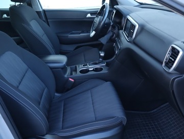 Kia Sportage IV SUV Facelifting 1.6 T-GDI 177KM 2019 Kia Sportage 1.6 T-GDI, Salon Polska, Serwis ASO, zdjęcie 8