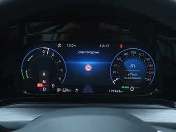 Volkswagen Golf VIII Hatchback Plug-In-Hybrid 1.4 TSI 204KM 2022 VW Golf 1.4 TSI eHybrid, Salon Polska, zdjęcie 10