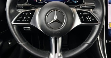 Mercedes Klasa C W206 Limuzyna 1.5 180 170KM 2022 Mercedes-Benz Klasa C Salon PL Od Dealera Kamera Czujniki Android CarPlay, zdjęcie 13