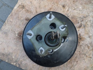 Живописная мегана 3 Европа тормозный насос европей