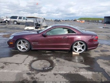 Mercedes SL R230/2 2011 Mercedes-Benz SL 550 2011 5.5 Benzyna 382KM, zdjęcie 2