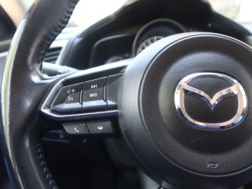 Mazda 3 III Hatchback Facelifting 2.0 SKYACTIV-G I-ELOOP 165KM 2018 Mazda 3 2.0 Skyactiv-G, Salon Polska, Navi, Klima, zdjęcie 19