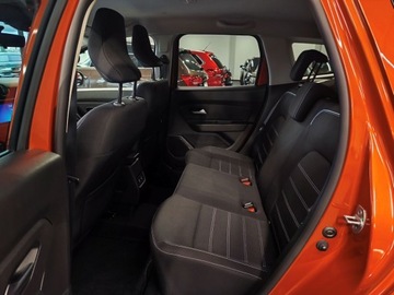 Dacia Duster II SUV Facelifting 1.3 TCe 130KM 2023 Dacia Duster 1.3 Benzyna 130KM, Nawi, Kamera 360, keyless, zdjęcie 7