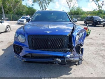 Bentley Bentayga 2022 Bentley Bentayga V8 2022 4.0l 4.0 Benzyna 542KM, zdjęcie 7