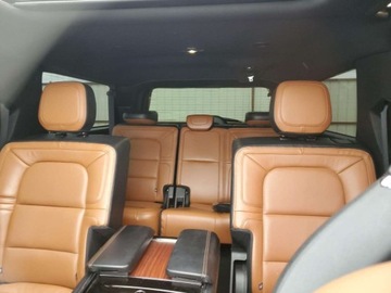 Lincoln Navigator III 2021 Lincoln Navigator L Reserve 2021 3.5l 3.5 Benzyna 450KM, zdjęcie 10