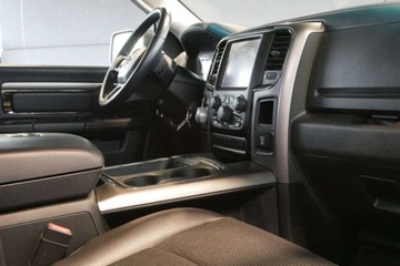 Dodge Ram IV 5.7 V8 390KM 2017 Dodge RAM 1500 4x4 5.7HEMI 390KM KamCof NaviPL Skory El.fotel Skl.lustra, zdjęcie 30