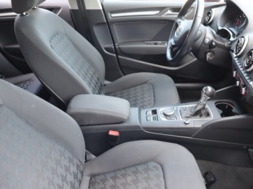 Audi A3 8V Limousine 1.4 TFSI 125KM 2015 Audi A3 1.4 TFSI, Salon Polska, Automat, Xenon, zdjęcie 8