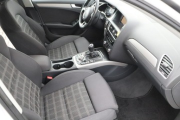 Audi A4 B8 Avant Facelifting 2.0 TDI 177KM 2014 Audi A4 Avant KRAJOWY,serwis,6-bieg,NAVI, zdjęcie 14