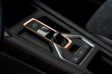 Cupra Leon II Hatchback Facelifting 1.5 eTSI MHEV 150KM 2026 Cupra Leon 1.5 eTSI 150 KM DSG - Dostępny od, zdjęcie 17